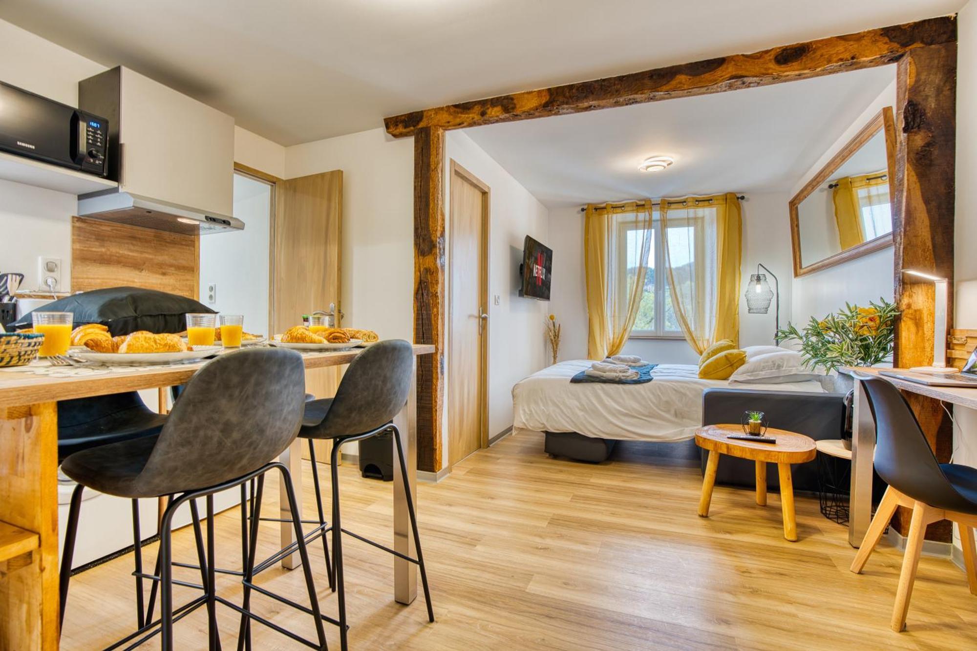 Apartament Les Hourtous Netflix Wi-Fi Fibre Terasse 4 Pers Banassac Zewnętrze zdjęcie