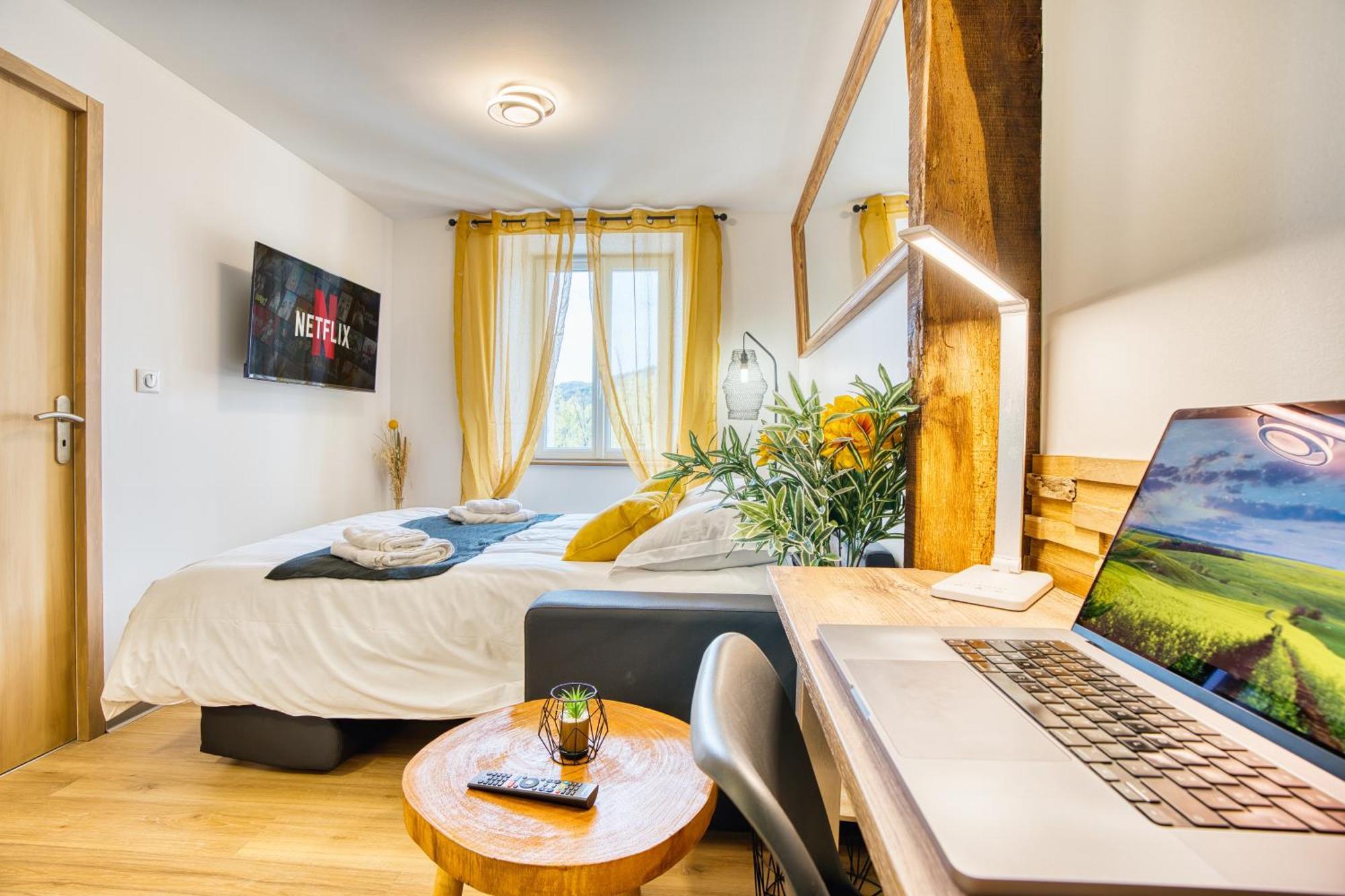 Apartament Les Hourtous Netflix Wi-Fi Fibre Terasse 4 Pers Banassac Zewnętrze zdjęcie